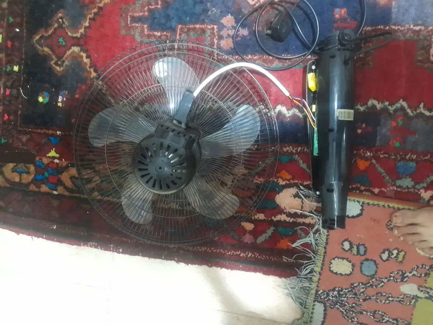 پنکه جیپاس|پنکه و تصفیهکنندهٔ هوا|بندرعباس, |دیوار