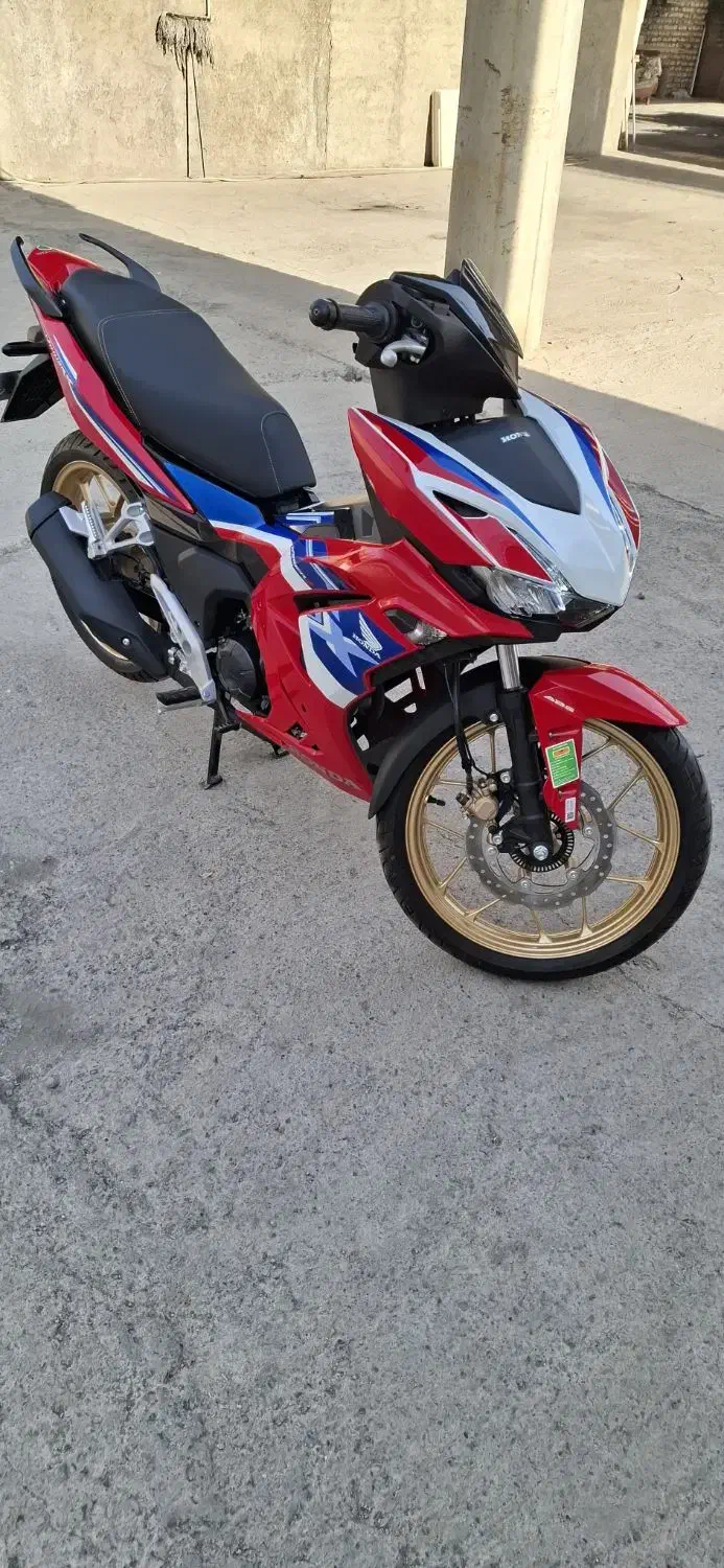 هوندا وینر|موتورسیکلت|تهران, فلسطین (میدان انقلاب)|دیوار