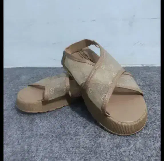 کفش زنانه و بچگانه|کیف، کفش، کمربند|کرمان, |دیوار