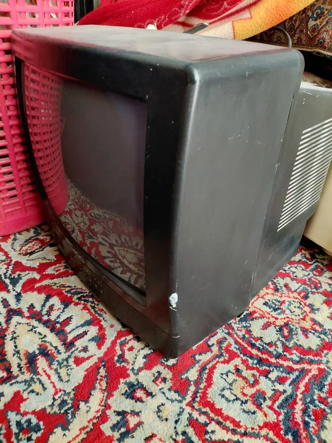 تلوزیون 2 تومن|تلویزیون و پروژکتور|رفسنجان, |دیوار