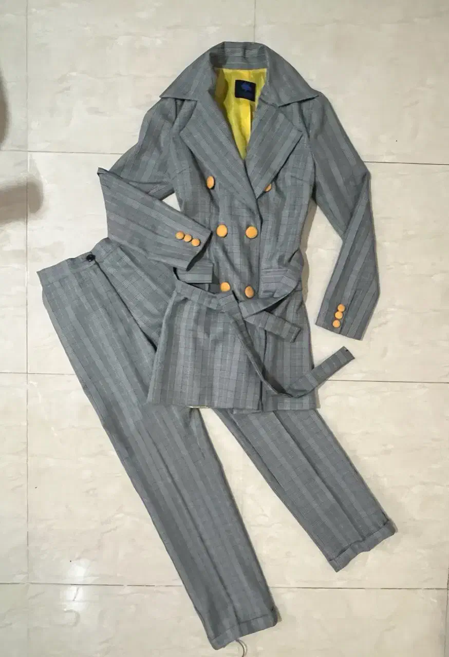 کت شلوار آستردار سایز۳۶ در حد نو|لباس|اندیشه, اندیشه فاز ۴|دیوار