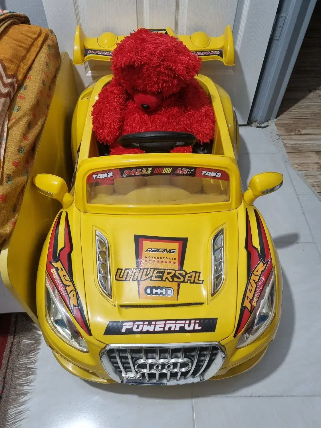 ماشین شارژی|اسباب‌بازی بچه|شاهین‌شهر, طالقانی|دیوار