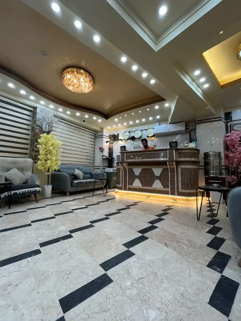 تور کربلا با خدمات خوب|تور و چارتر|مشهد, رده|دیوار