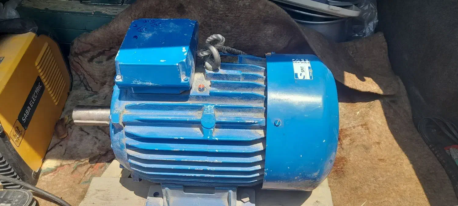 الکترو موتور سه فاز اروپائی|ماشین‌آلات صنعتی|شیراز, عادل آباد|دیوار