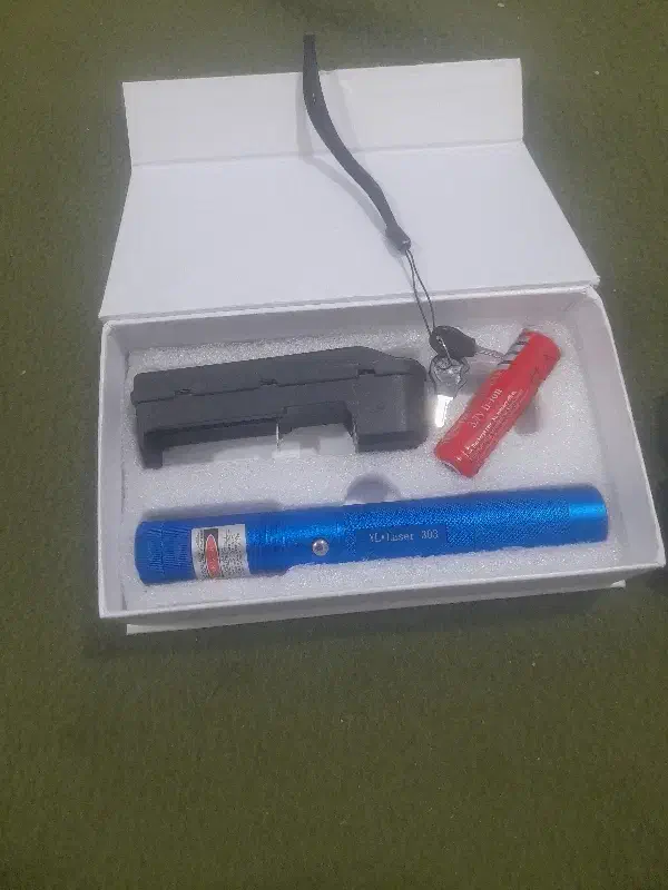 لیزرکیلومتری چندحالته وچراغ قوه شارژی|کوهنوردی و کمپینگ|ارومیه, |دیوار