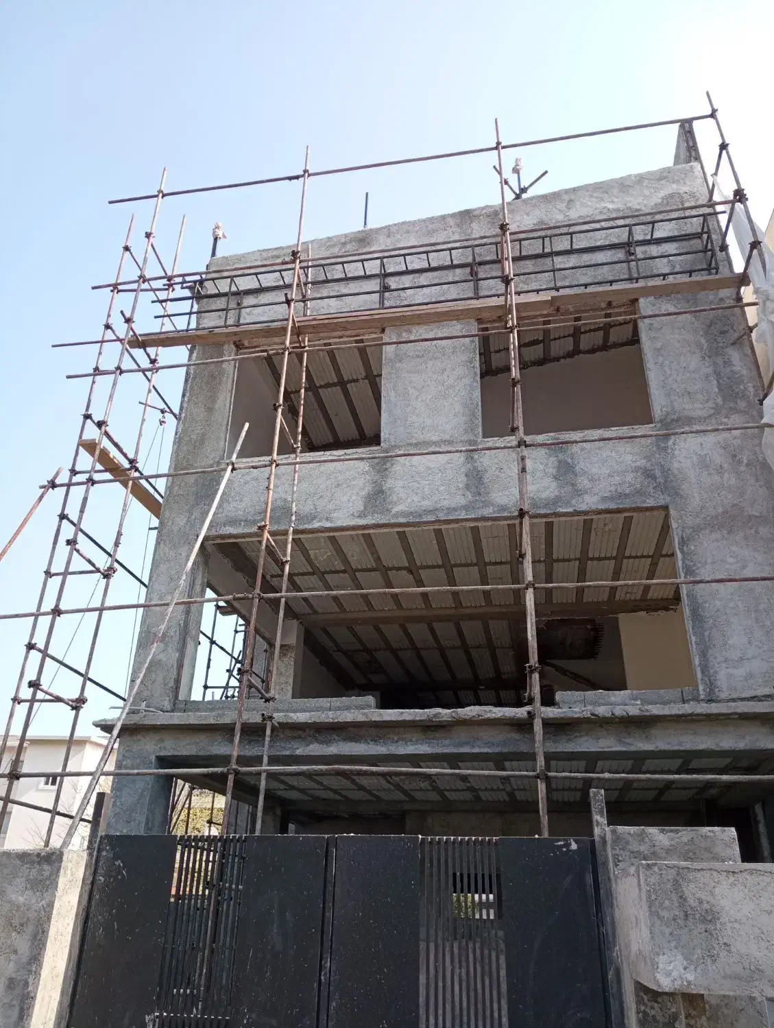 نصب و راه اندازی داربست وایزوگام|خدمات پیشه و مهارت|دالخانی, |دیوار