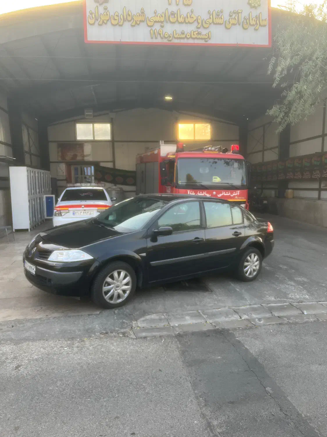 مگان اتومات مدل ۹۰|خودرو سواری و وانت|تهران, شهرک مخابرات|دیوار