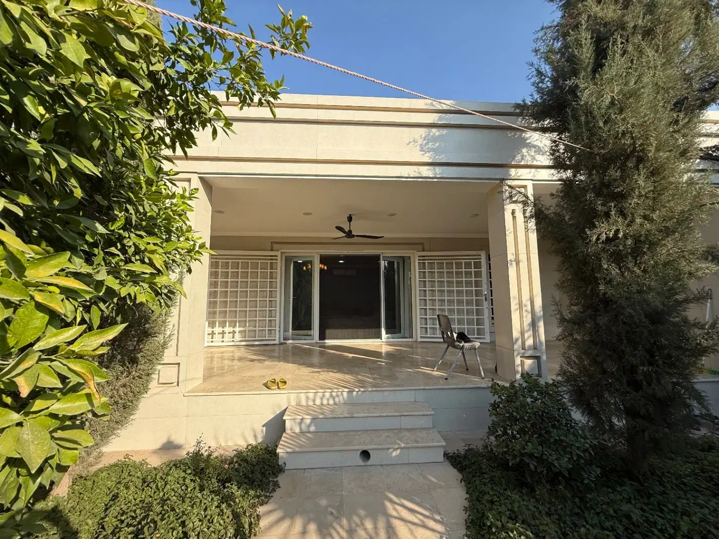 ویلا باغ ۱۰۰۰متری/مدرن/ شهرک بن جعفر|فروش خانه و ویلا|شوش, |دیوار