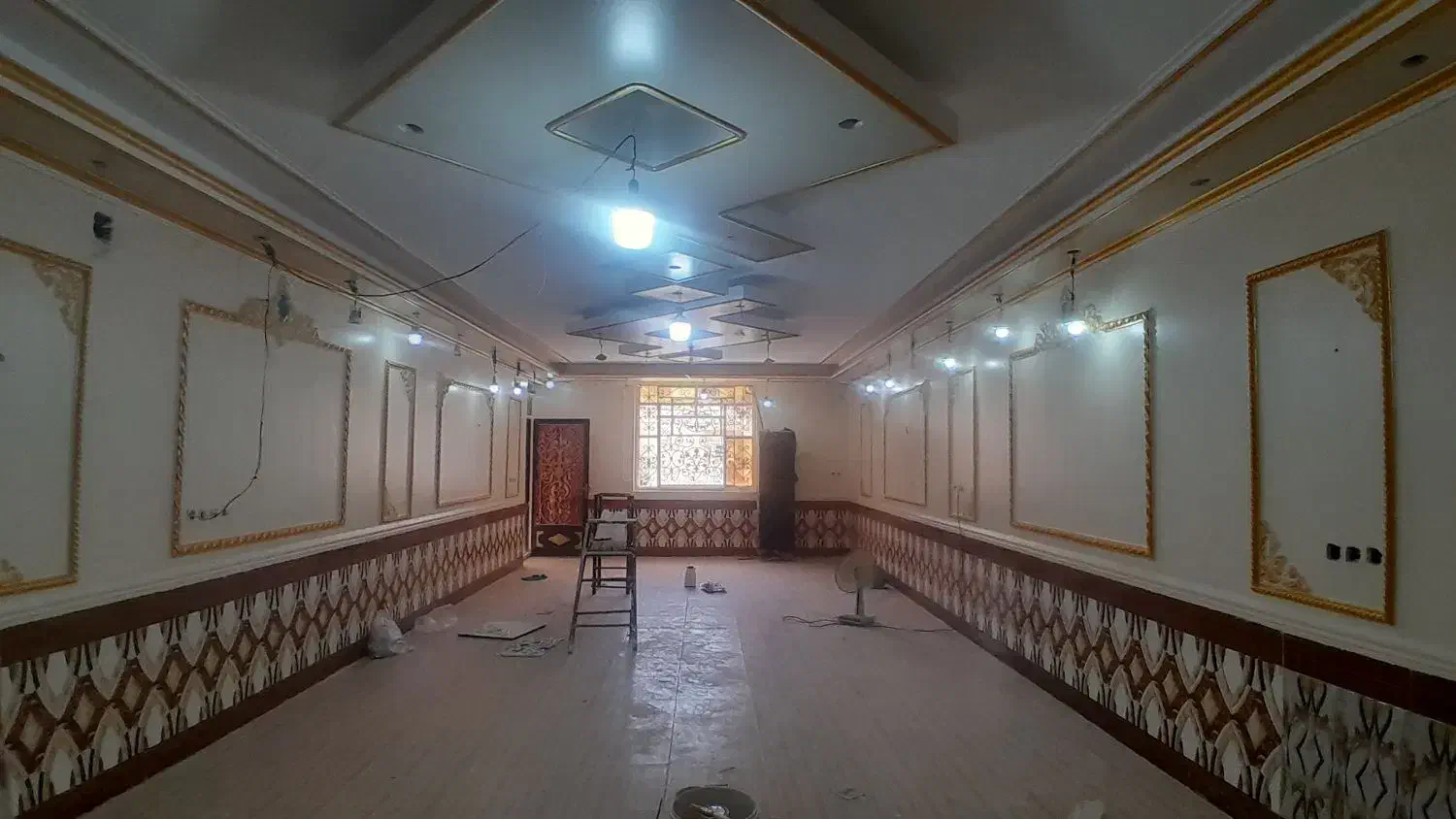 رنگ امیزی ساختمان و تعمیرات گچ کاری|خدمات پیشه و مهارت|اهواز, کوی آغاجاری|دیوار