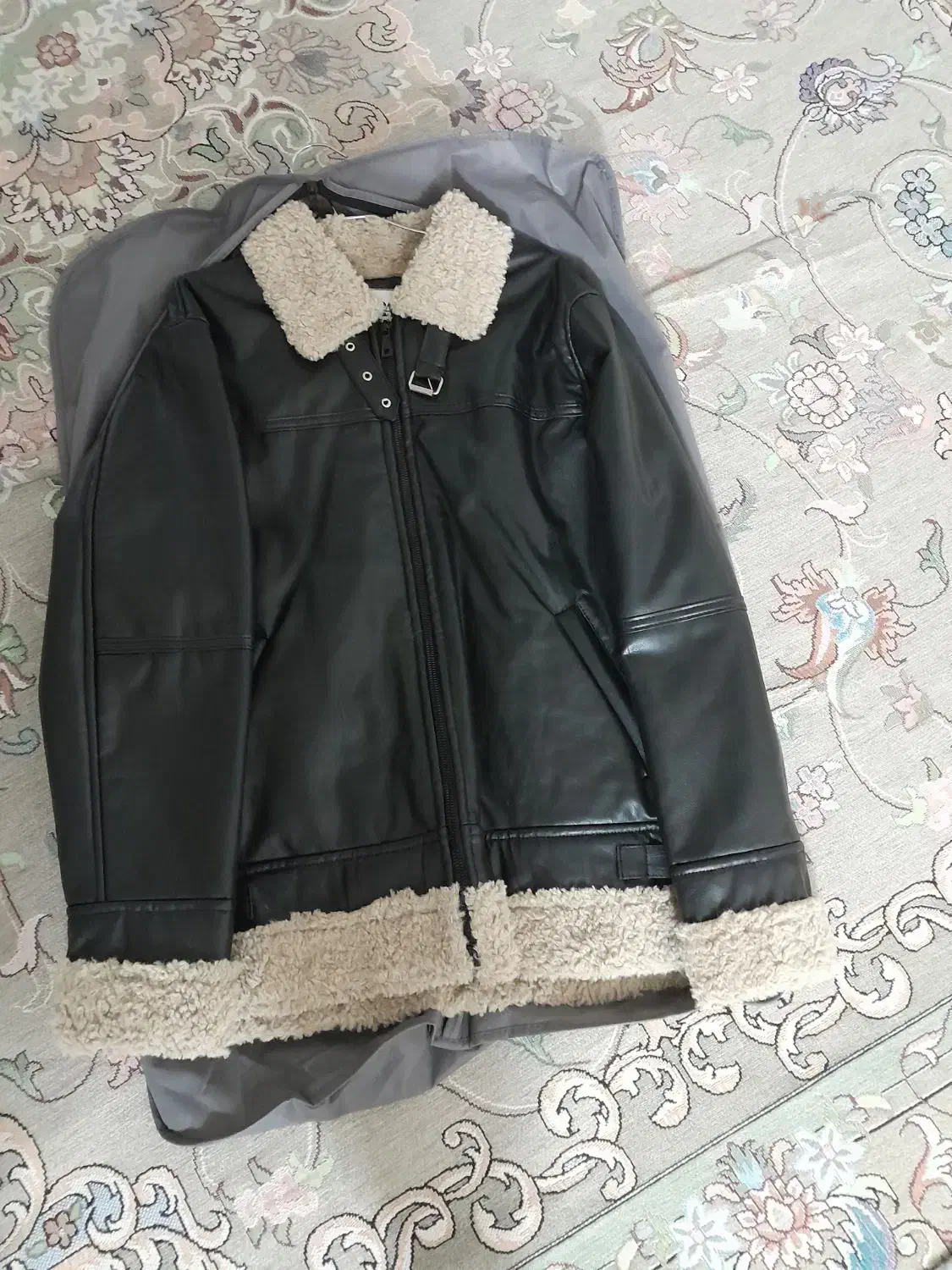 کت بوفالو|لباس|پاکدشت, پاکدشت (مامازند)|دیوار