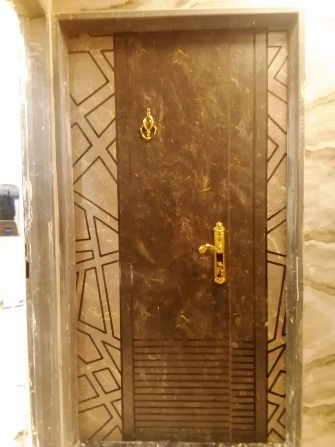 صنایع چوب مدرن|خدمات پیشه و مهارت|همدان, |دیوار