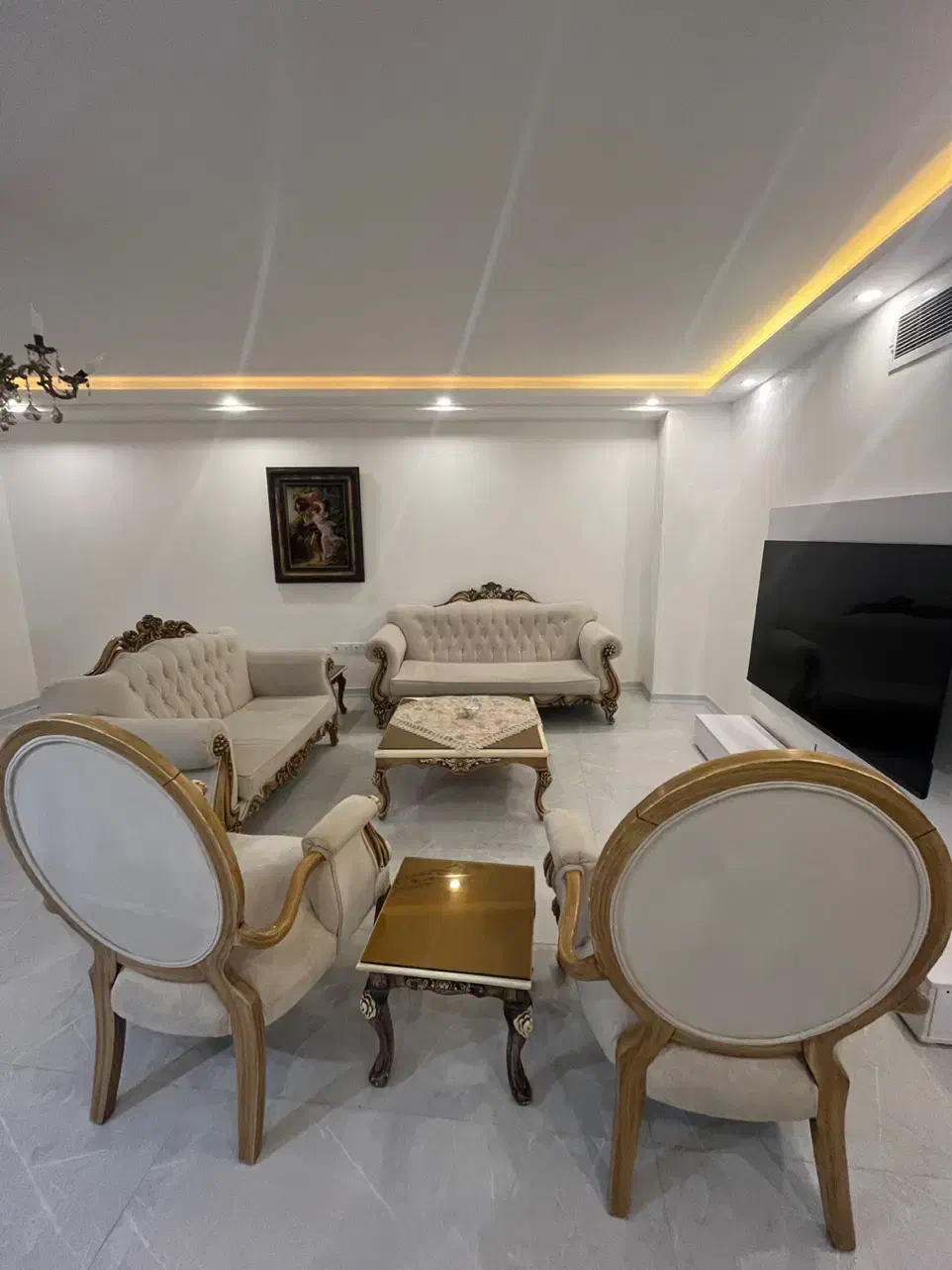 مبل و غذاخوری|میز و صندلی غذاخوری|رشت, گلسار|دیوار