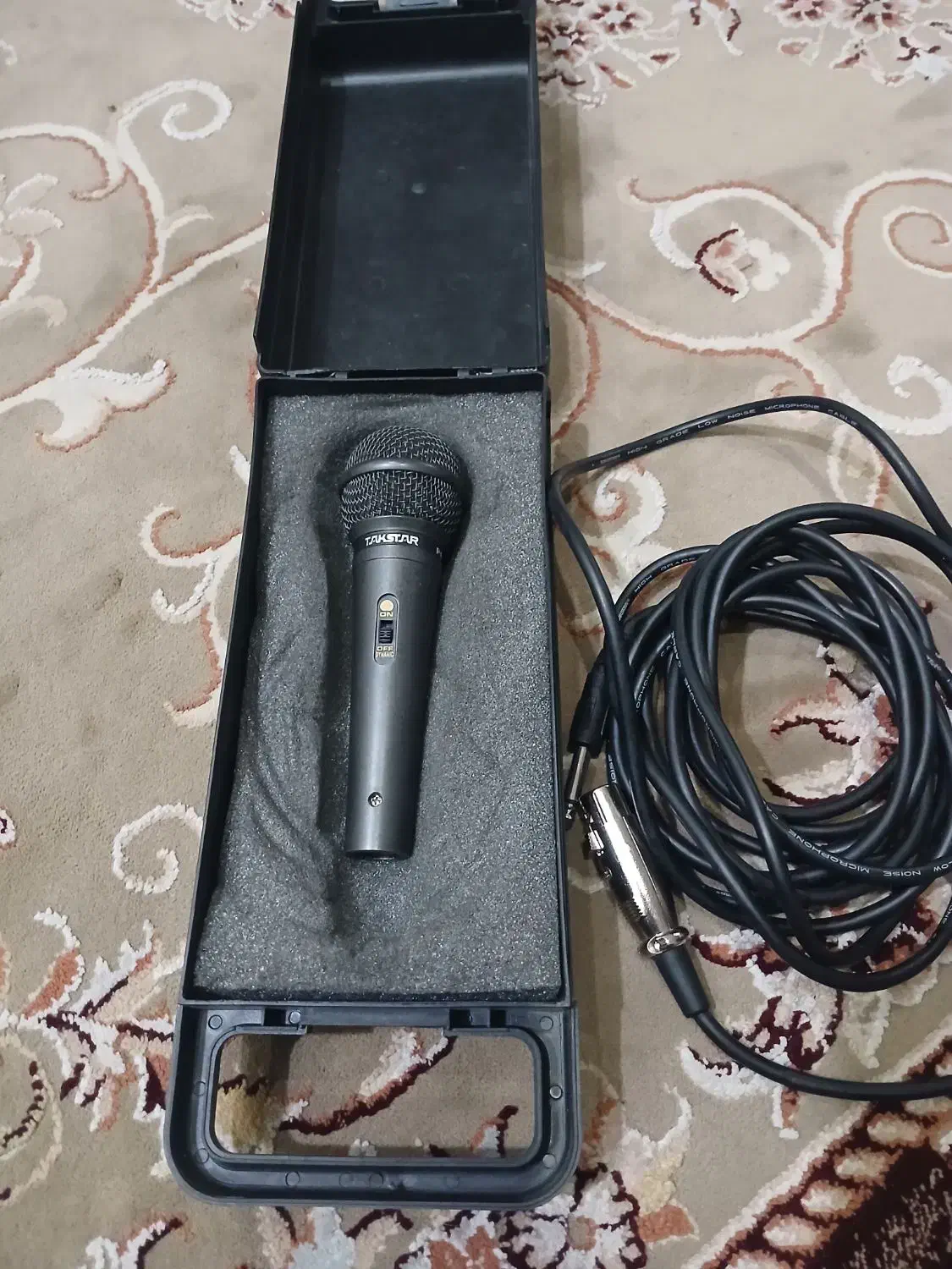 میکروفون|صوتی و تصویری|قم, نیروگاه|دیوار