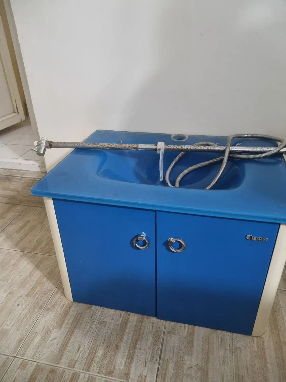 رو شویی و شیرظرفشویی و کابینت|لوازم سرویس بهداشتی|بندرعباس, |دیوار