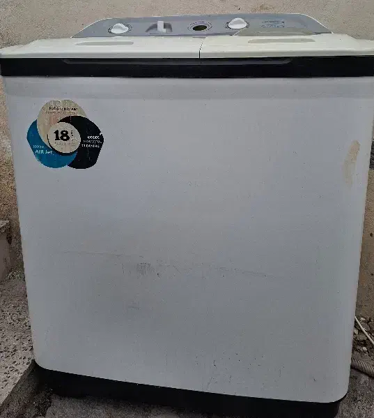 لباسشویی دوقلو|ماشین لباسشویی و خشک‌کن لباس|رشت, بیجارپس|دیوار