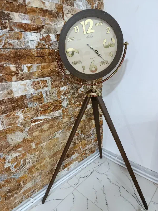 ساعت سه پایه|ساعت دیواری و تزئینی|کرمانشاه, |دیوار