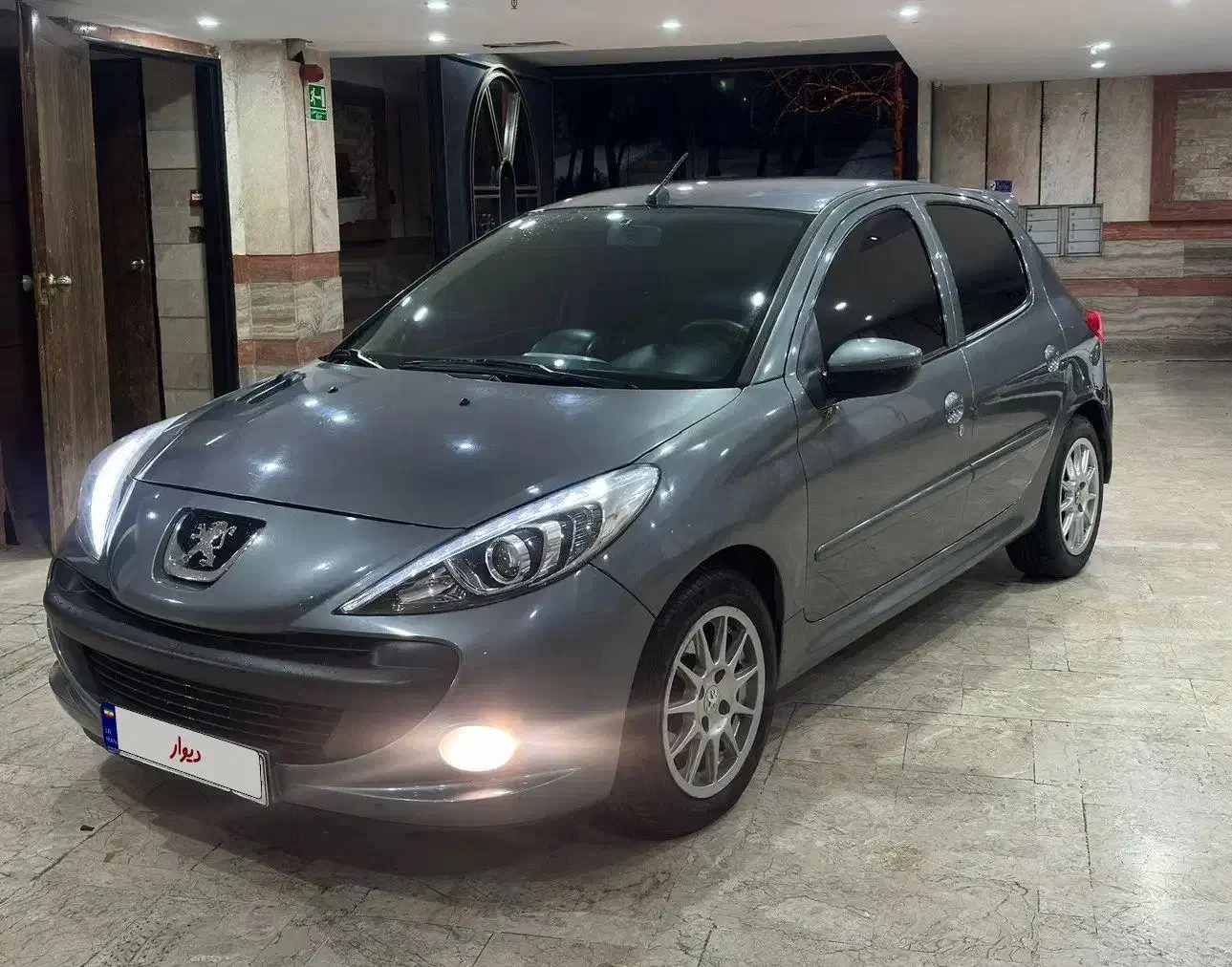 ۲۰۷ مدل ۹۶|خودرو سواری و وانت|تهران, شهرک امید|دیوار