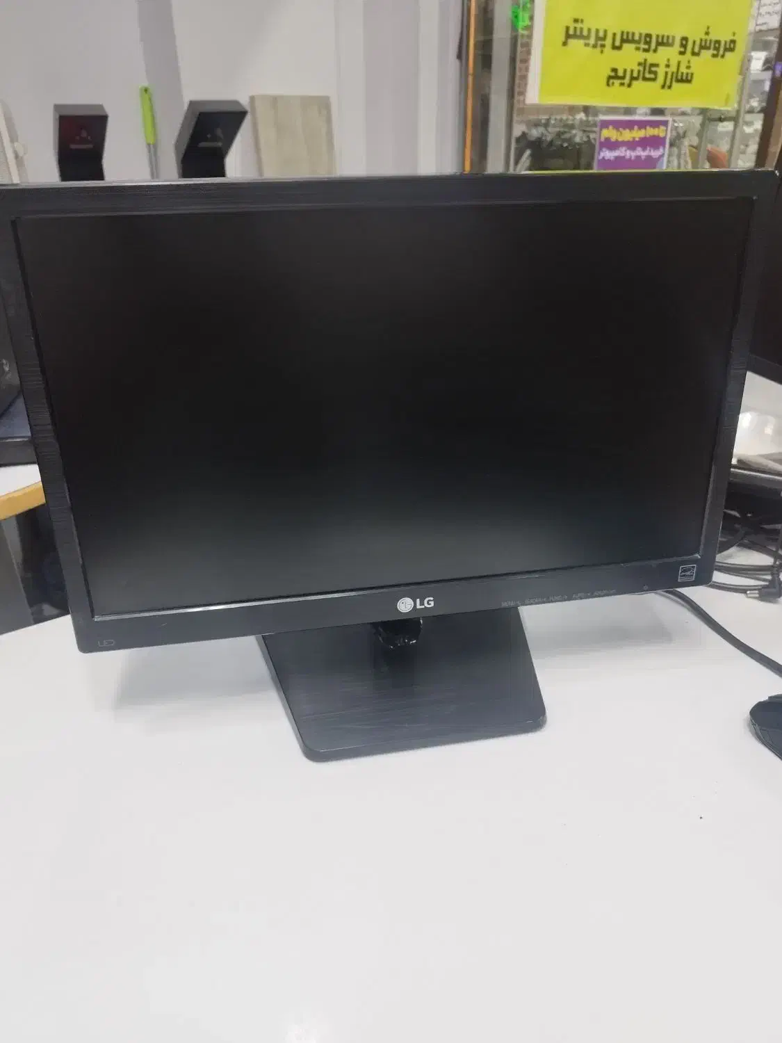 فروش انواع مانیتور led و HDMI|قطعات و لوازم جانبی رایانه|اندیشه, اندیشه فاز ۴|دیوار