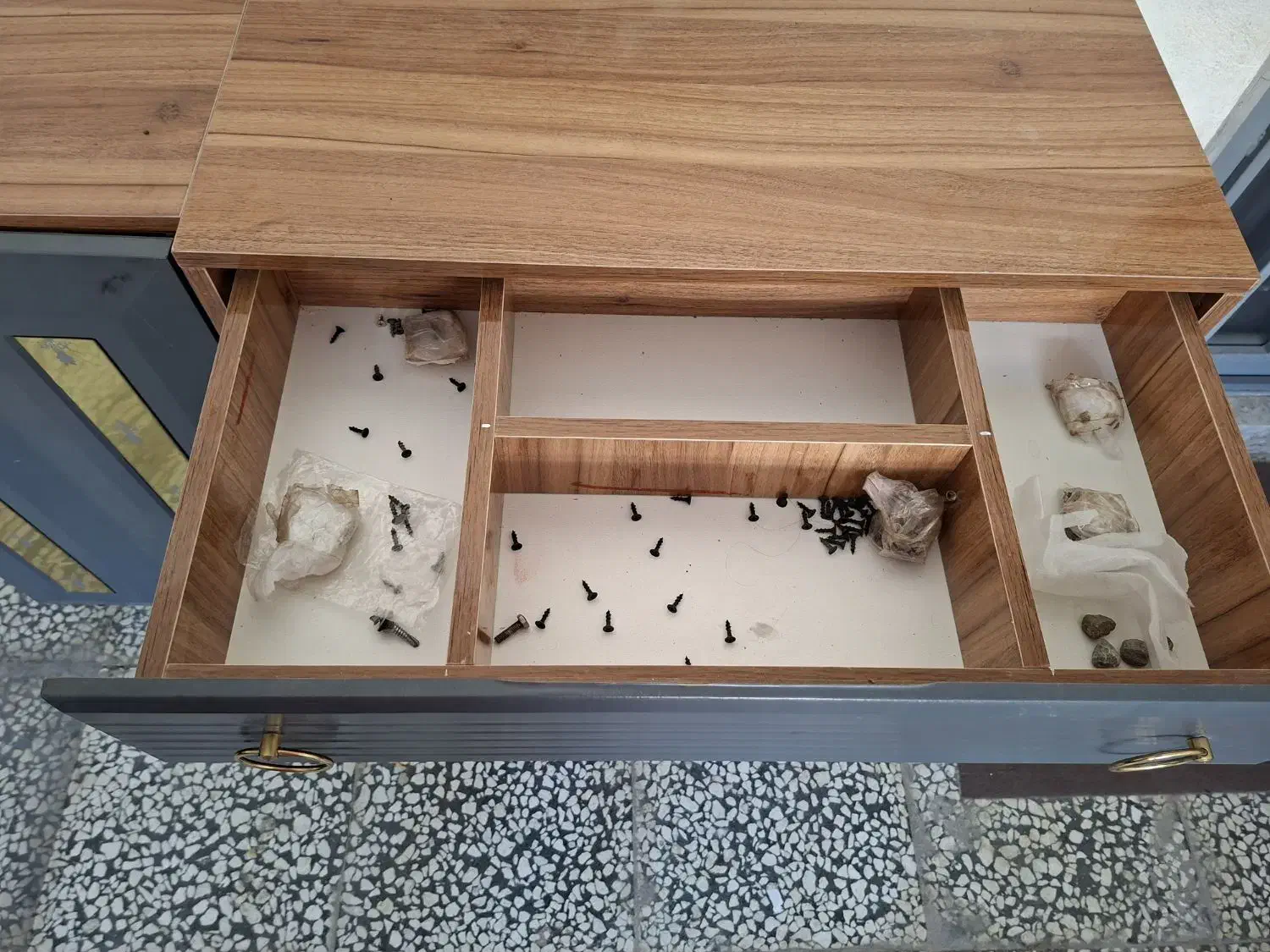 میز آرایش|تخت و سرویس خواب|مینودشت, |دیوار