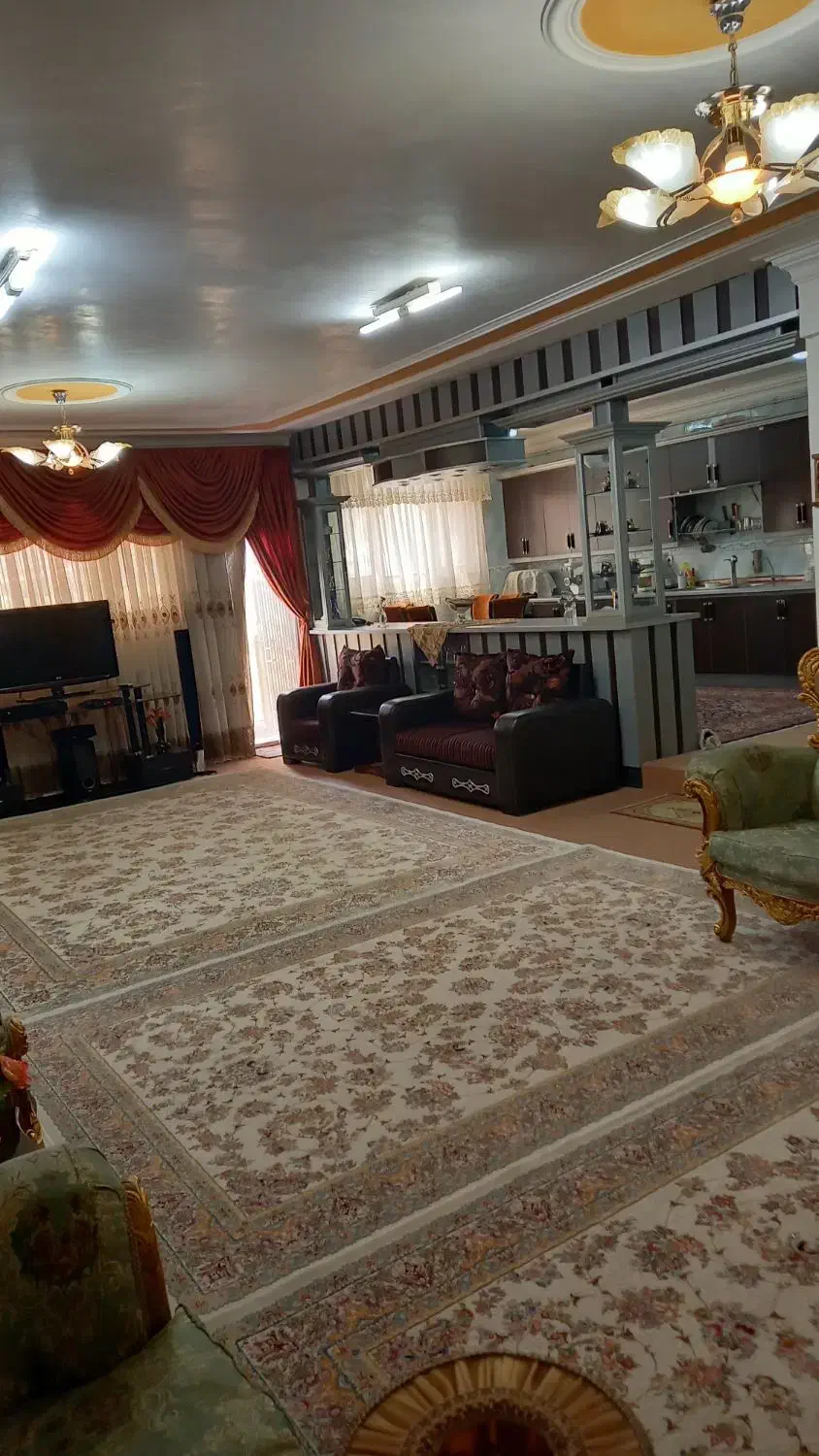 اجاره واحد ۱۳۰متری امیرکبیر۸|اجارهٔ آپارتمان|بیرجند, |دیوار