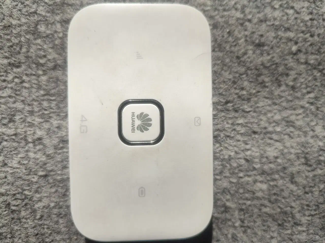 مودم جیبی هواوی سیم کارت خور 4g قوی|مودم و تجهیزات شبکه|شیراز, هفت تنان|دیوار