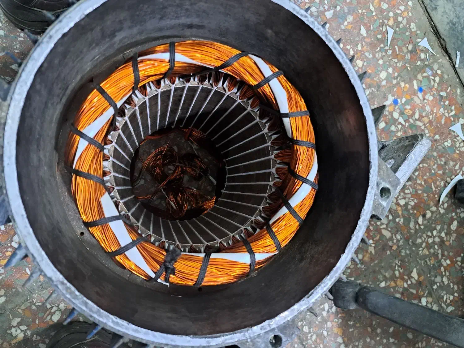 خدمات سیم پیچی|خدمات پیشه و مهارت|گلپایگان, |دیوار