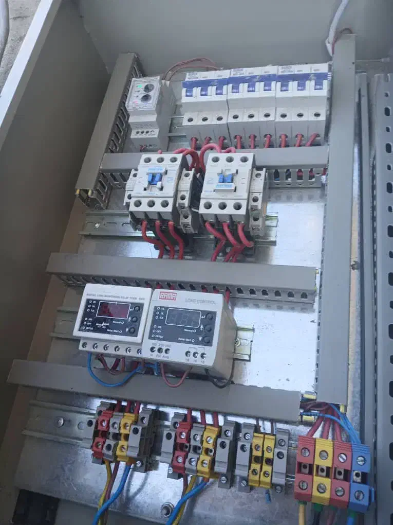 برق کار صنعتی و ساختمانی|خدمات پیشه و مهارت|نهاوند, |دیوار