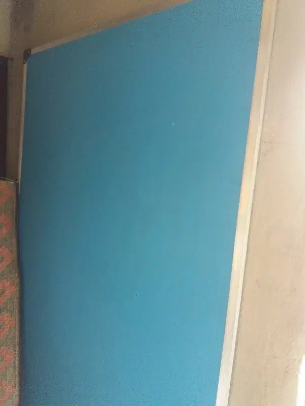 ۶ عدد صندلی ساده دسته دار نو و تخته وایت برد بزرگ|صندلی و نیمکت|ایلام, |دیوار