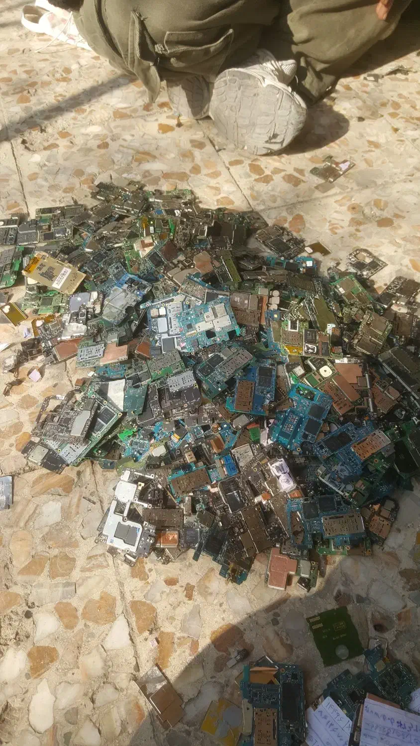 بهترین خریدار برد موبایل و کامپیوتری|خدمات رایانهای و موبایل|شهرکرد, |دیوار