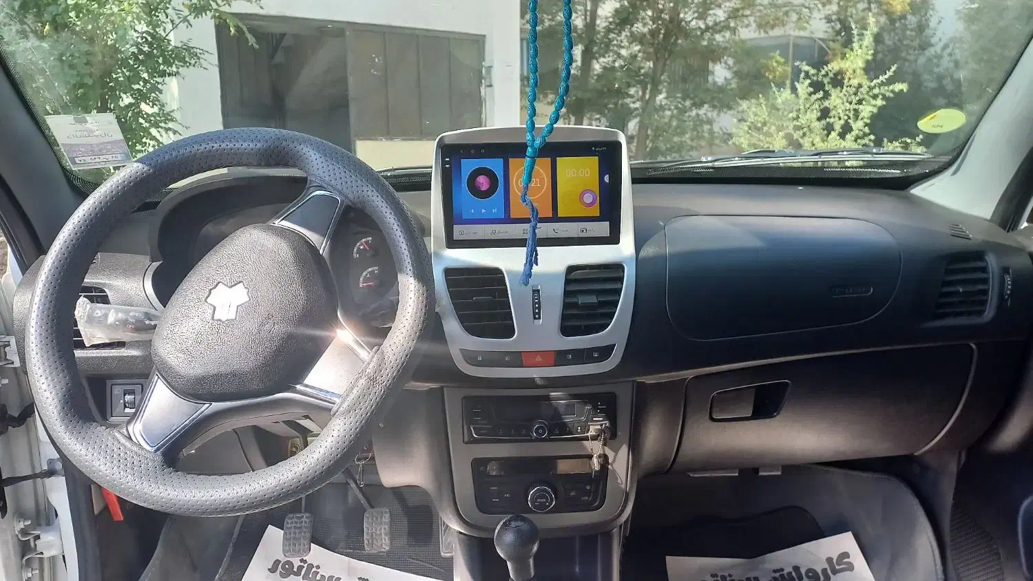 ساینااس۴۰۲دوگانه فابریک|خودرو سواری و وانت|اصفهان, فرودگاه شهید بهشتی|دیوار