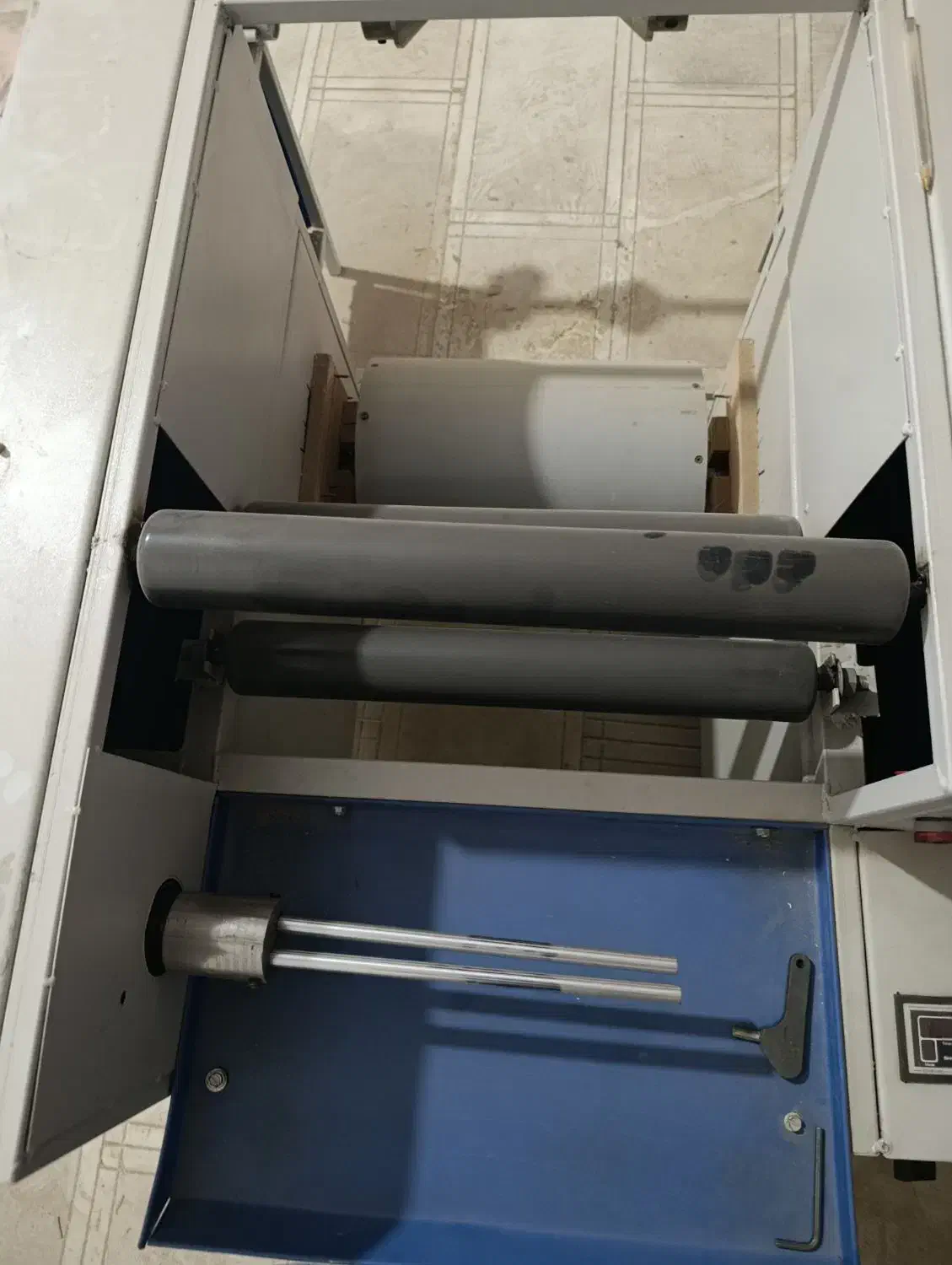 دستگاه سه کاره رول سفره|ماشینآلات صنعتی|چناران, |دیوار