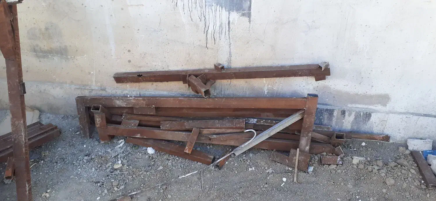 آهن|مصالح و تجهیزات ساختمان|قم, قلعه یزدیها|دیوار