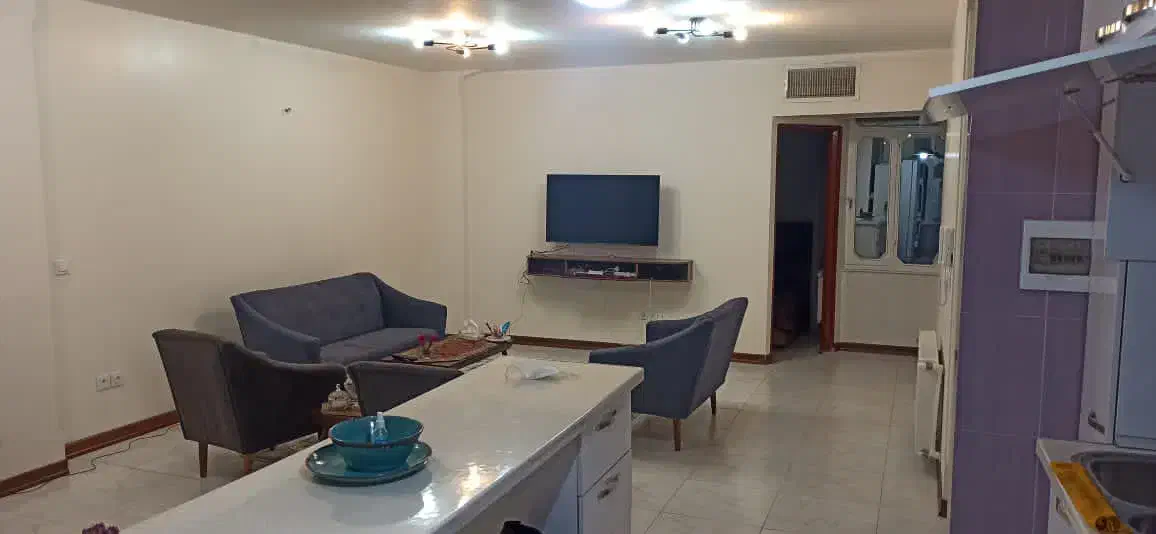 آپارتمان ۷۴متری غرق نور|اجارهٔ آپارتمان|تهران, شهرک یاس|دیوار