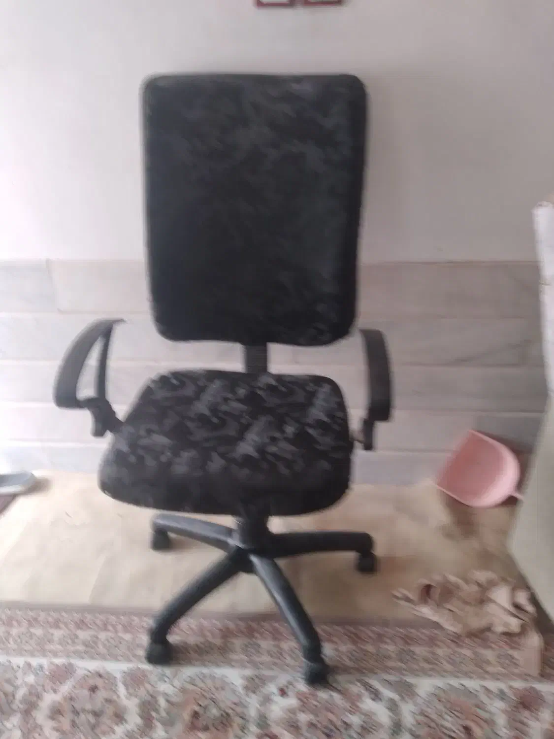 صندلی گردون|صندلی و نیمکت|سبزوار, هویزه|دیوار