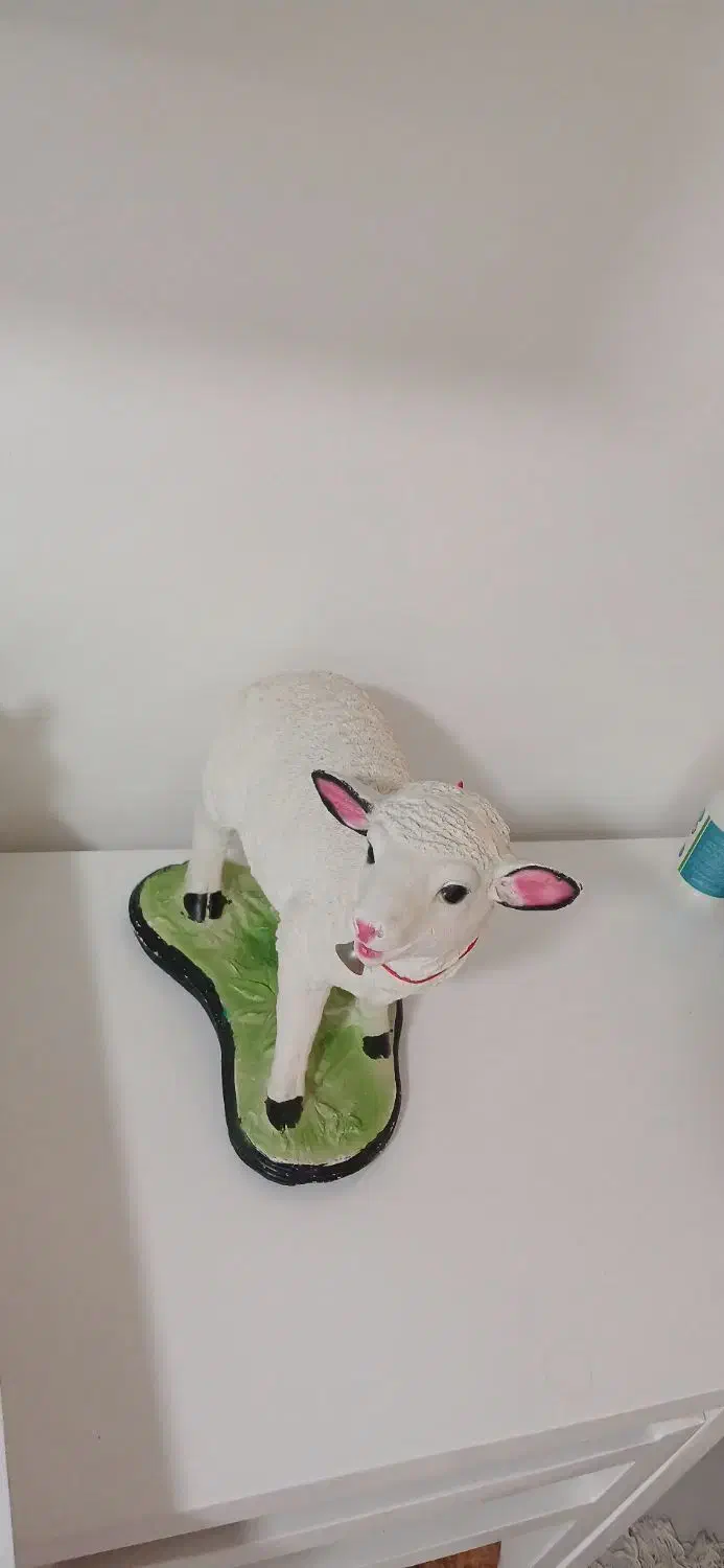 مجسمه|مجسمه، تندیس، ماکت|اصفهان, سرچشمه|دیوار