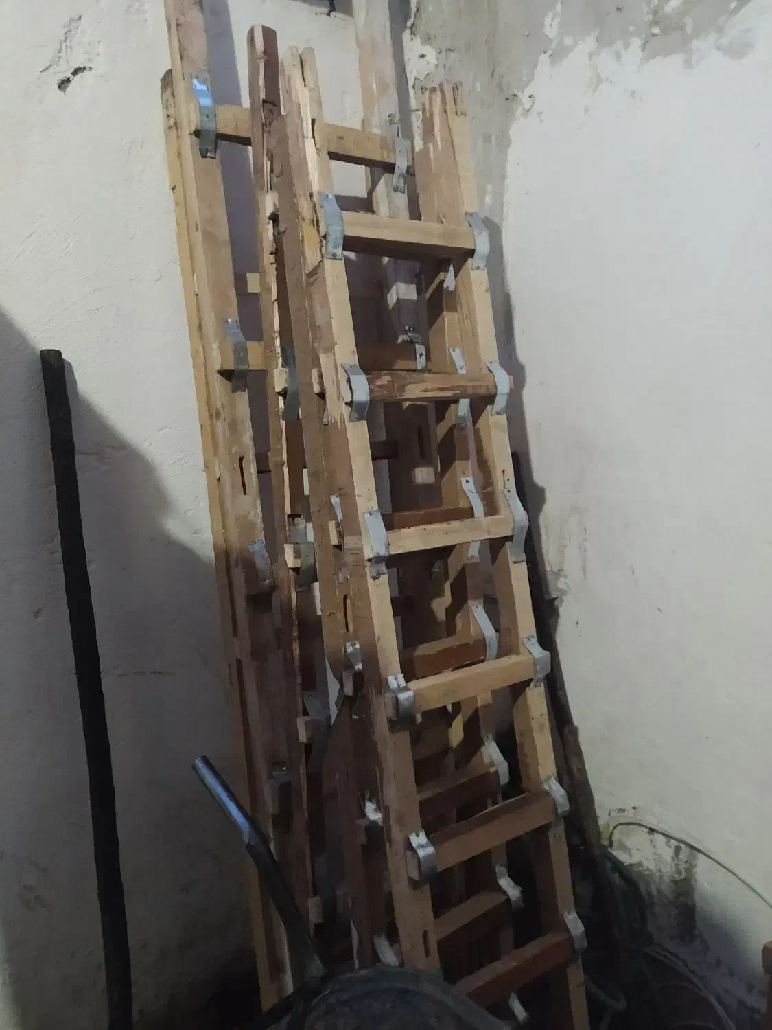 نردبان چهار تراش|ابزارآلات|سبزوار, اسلام آباد|دیوار