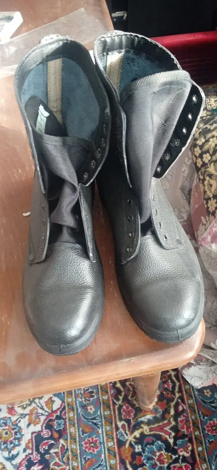 ست لباس بسیجی|لباس|کاشان, کارگر|دیوار