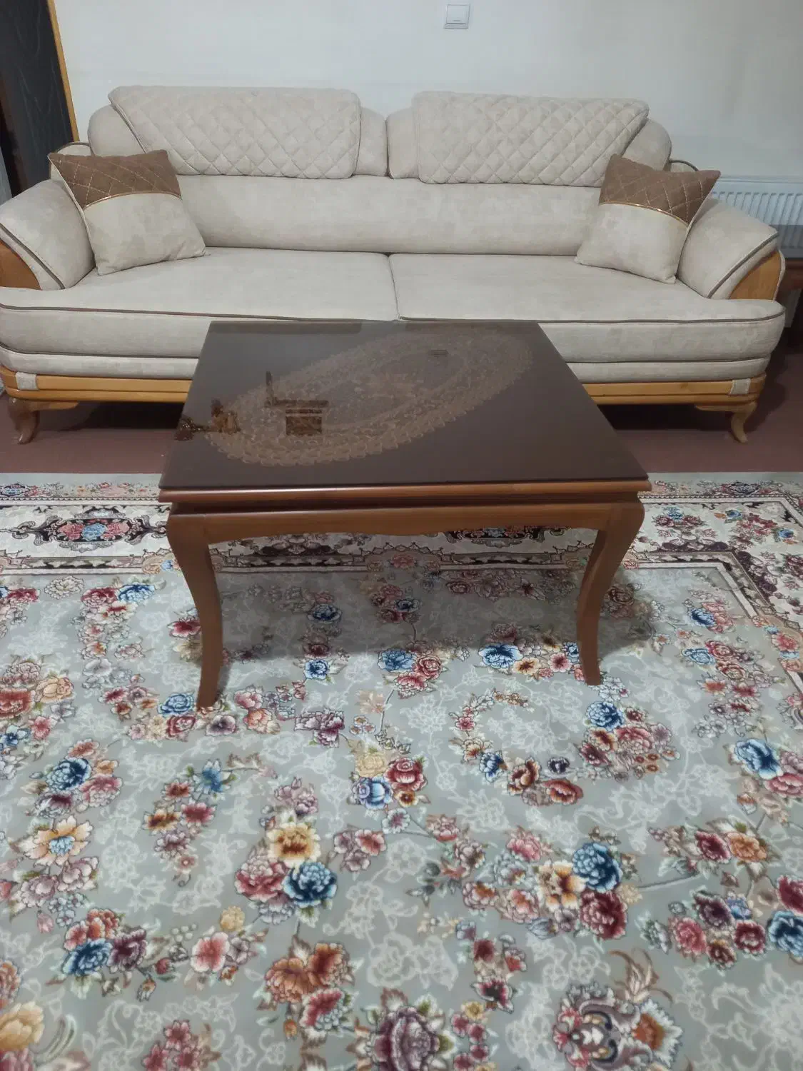 مبل ومیز ناهار خوری .|مبلمان خانگی و میز عسلی|اراک, |دیوار