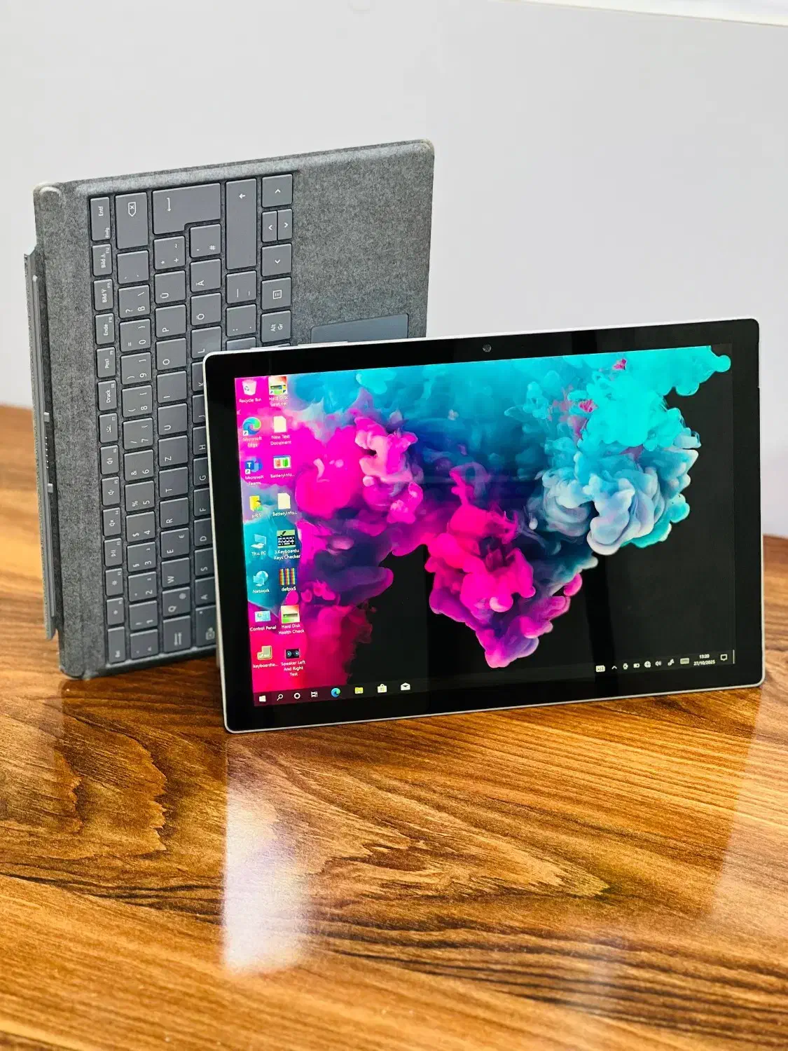 Surface Pro 5 سیم کارت خور|رایانه همراه|ارومیه, |دیوار
