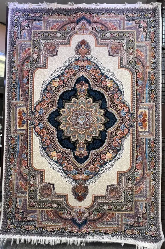 فرش ۲ در ۳ اکریلیک ۹/۵۰۰/۰۰۰ (بازرگانی فرش بهمنی)|فرش|مشهد, شهید مطهری|دیوار