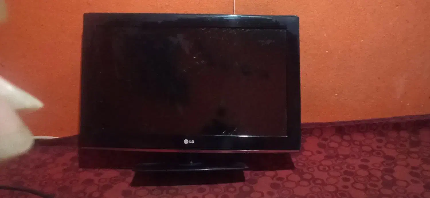 تلویزیون السیدی32|تلویزیون و پروژکتور|مشهد, شهید قربانی|دیوار