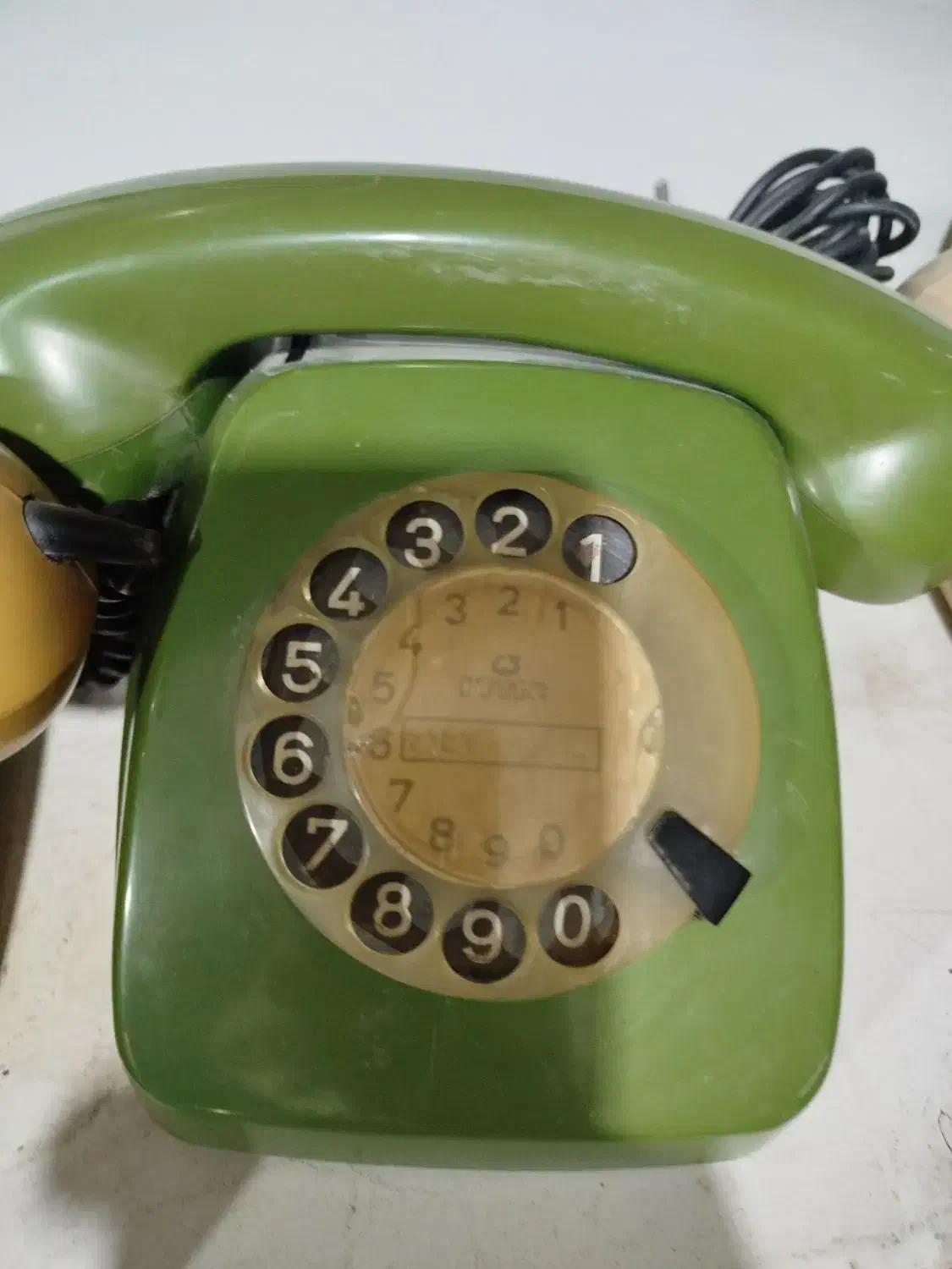 تلفن های قدیمی|کلکسیون اشیاء عتیقه|سبزوار, هویزه|دیوار