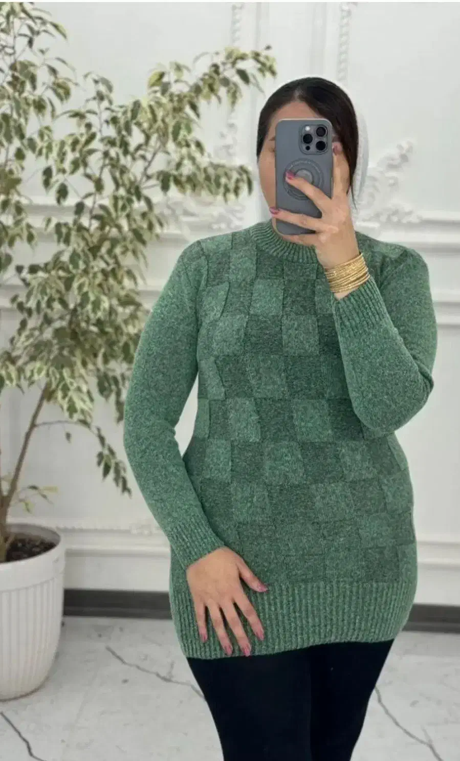 گپ جدید|لباس|کنگاور, |دیوار