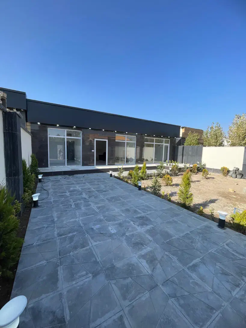 ویلا ۳۰۰متر مدرن زیر قیمت|فروش خانه و ویلا|هشتگرد, شهرک سهیلیه|دیوار