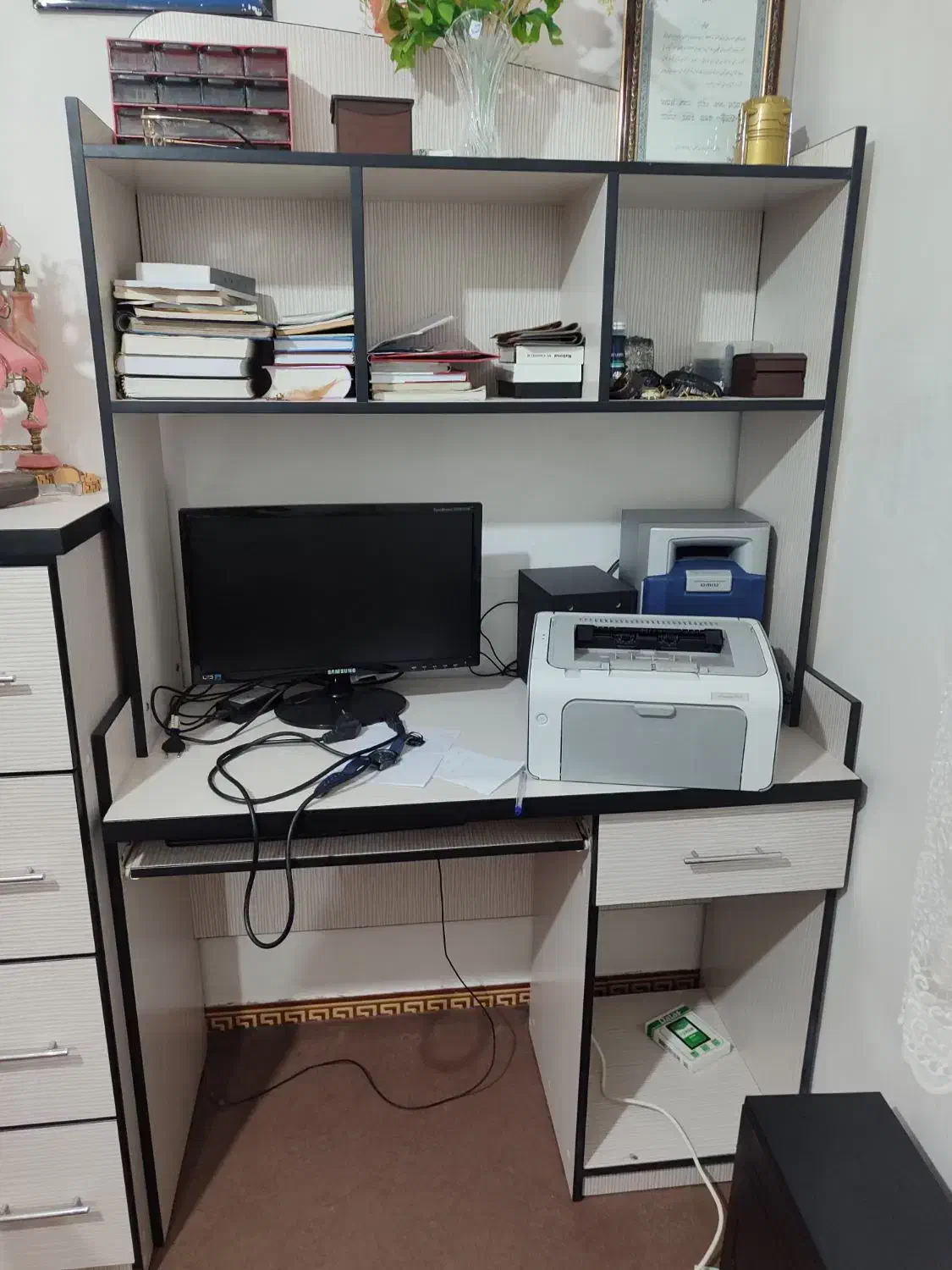 فروش میز کامپیوتر|میز تحریر و کامپیوتر|اردبیل, |دیوار