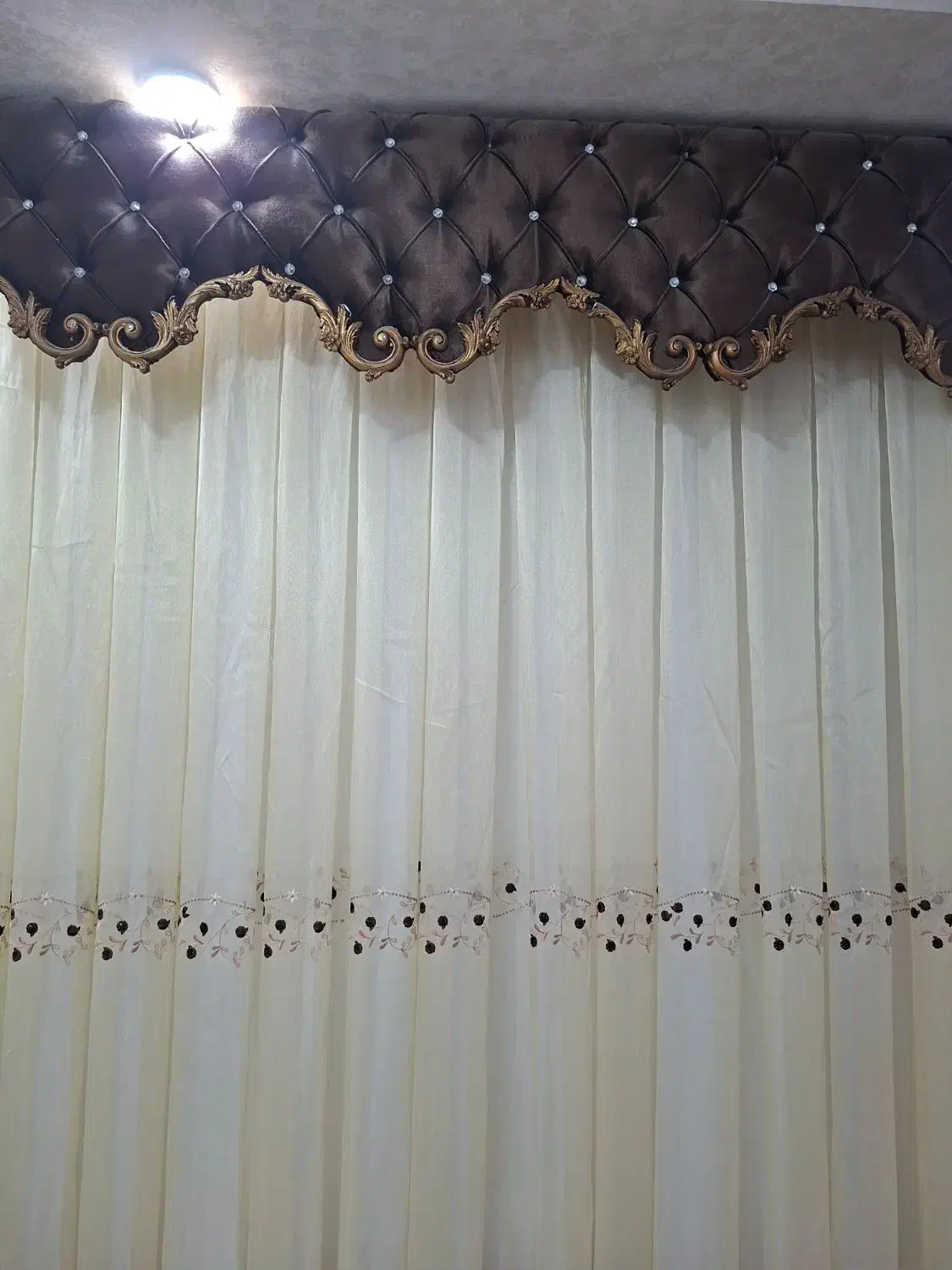 کتیبه وپرده حریراصل|پرده، رانر، رومیزی|ایوان, |دیوار