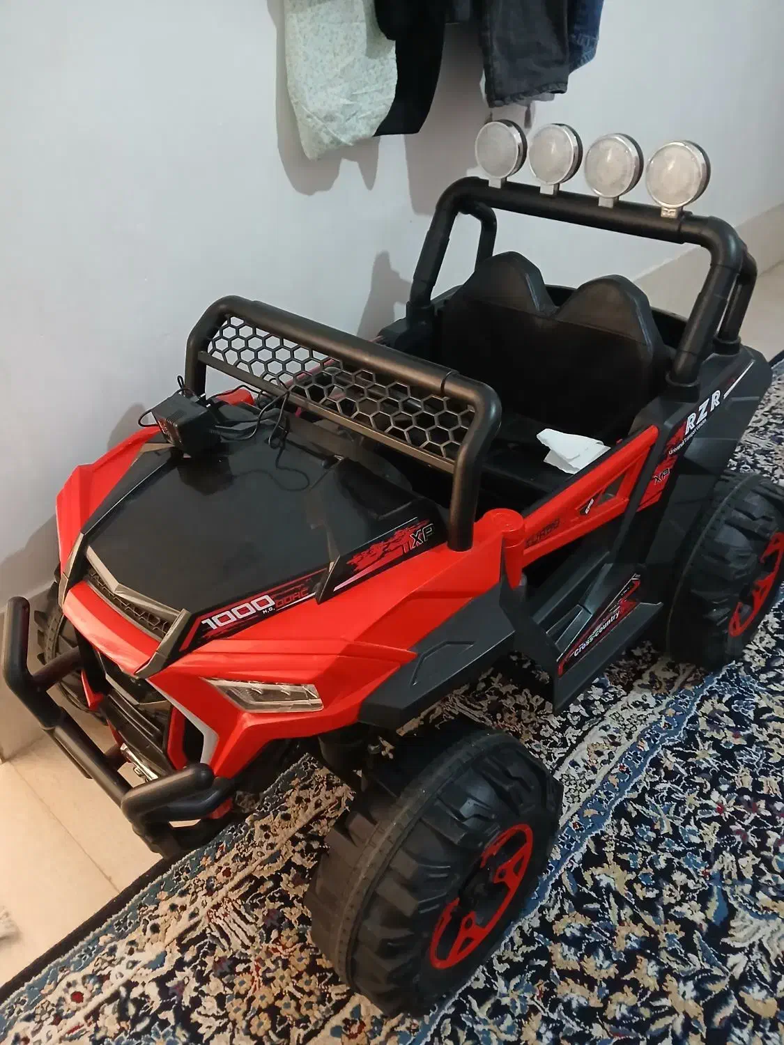 ماشین شارژی|اسباب‌بازی بچه|سیرجان, |دیوار