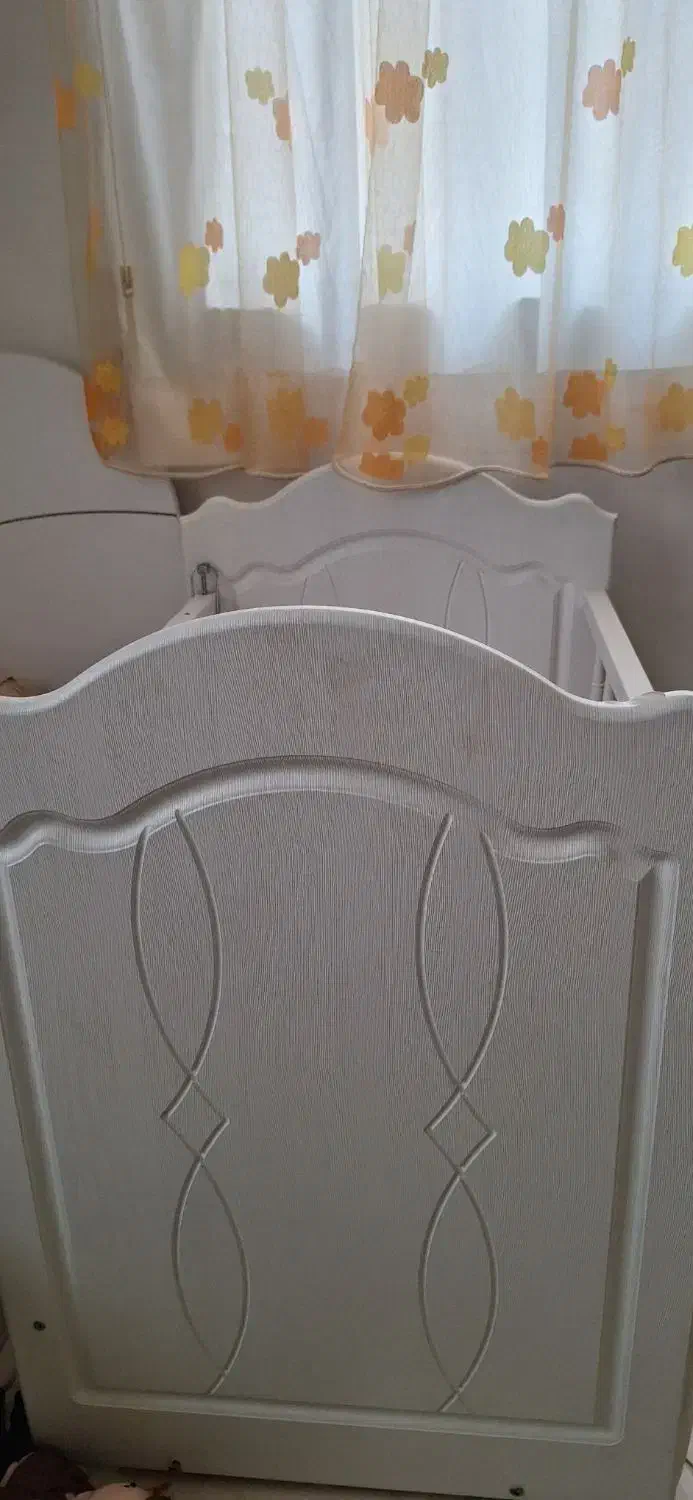 تخت کودک سایز 90 در 70 همراه با تشک|تخت و صندلی بچه|گرگان, |دیوار