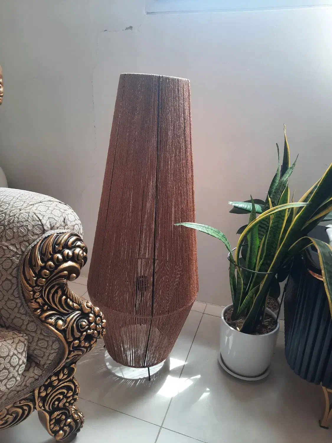 آباژور کنار سالنی (رافیا)|چراغ خواب و آباژور|اصفهان, شهرک سلامت|دیوار