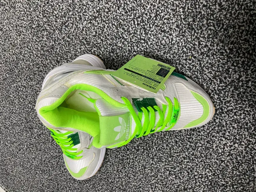 کتونی زیبا سایز 44 آدیداس|کیف، کفش، کمربند|قم, تولید دارو و یخچال|دیوار